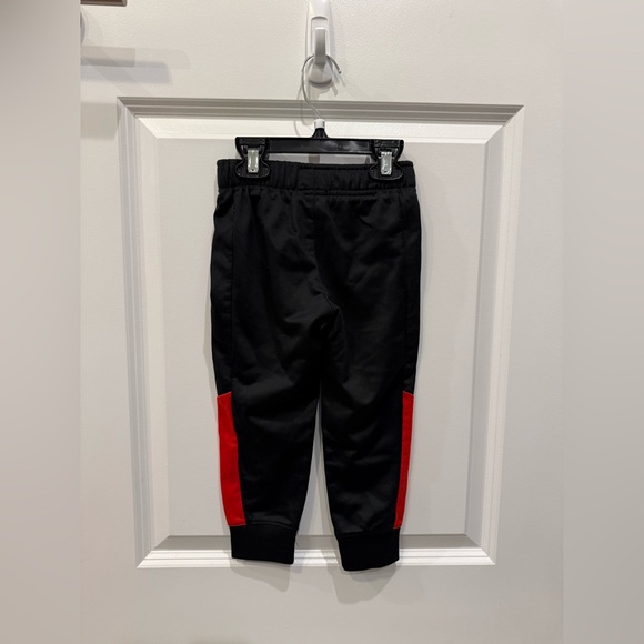 Nike Red and Black Athletic Set - Picture 5 of 6